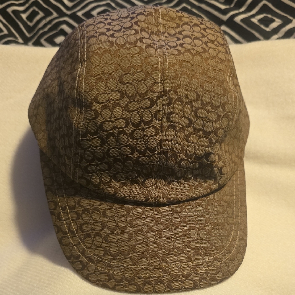 Elegant Tan Patterned Women's Cap